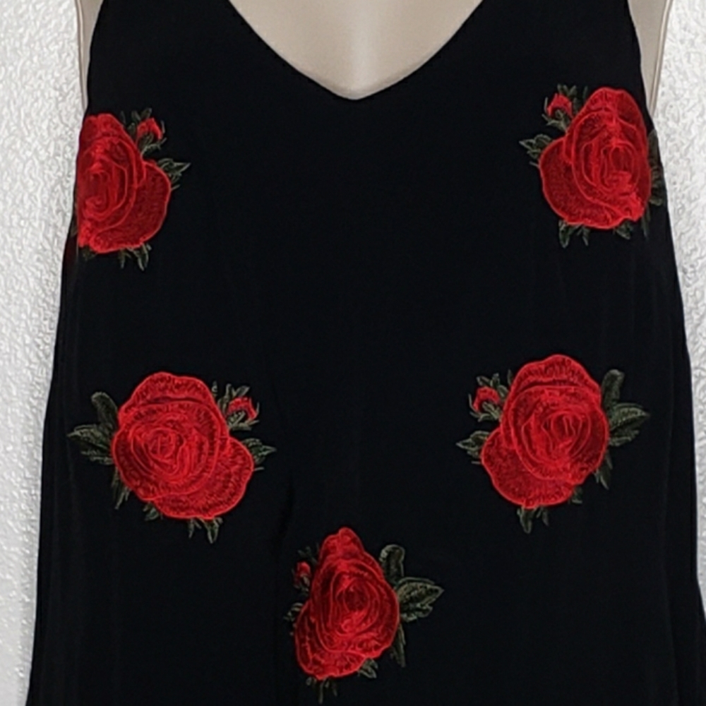 SEEK The Label Embroidered Roses Cami Tank Top - Picture 2 of 4